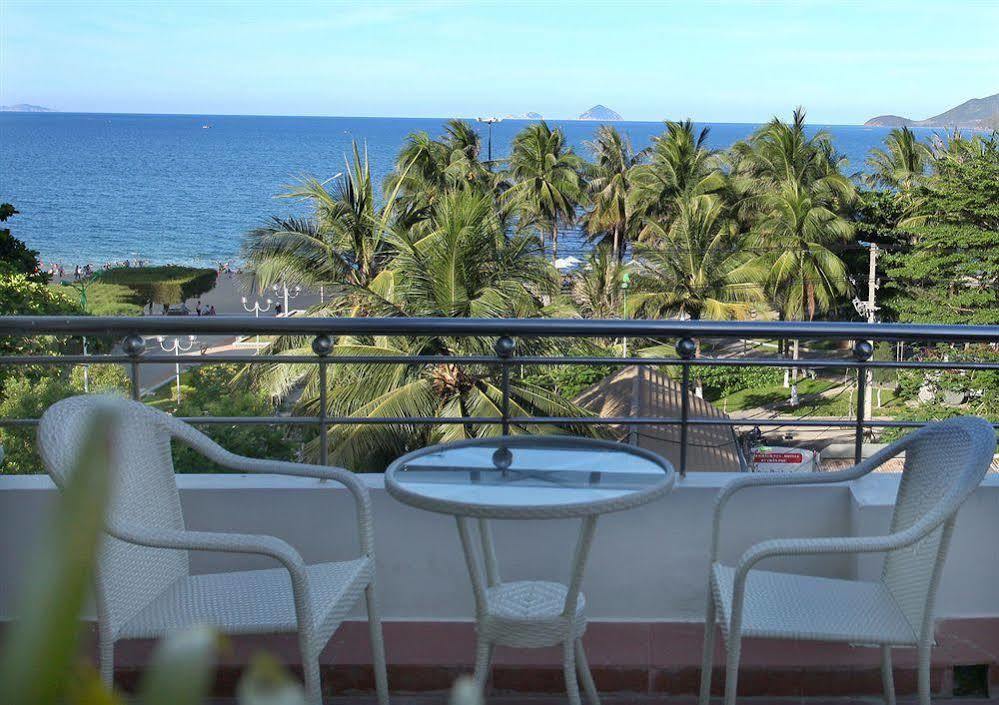 Pho Bien Hotel Nha Trang Exterior foto