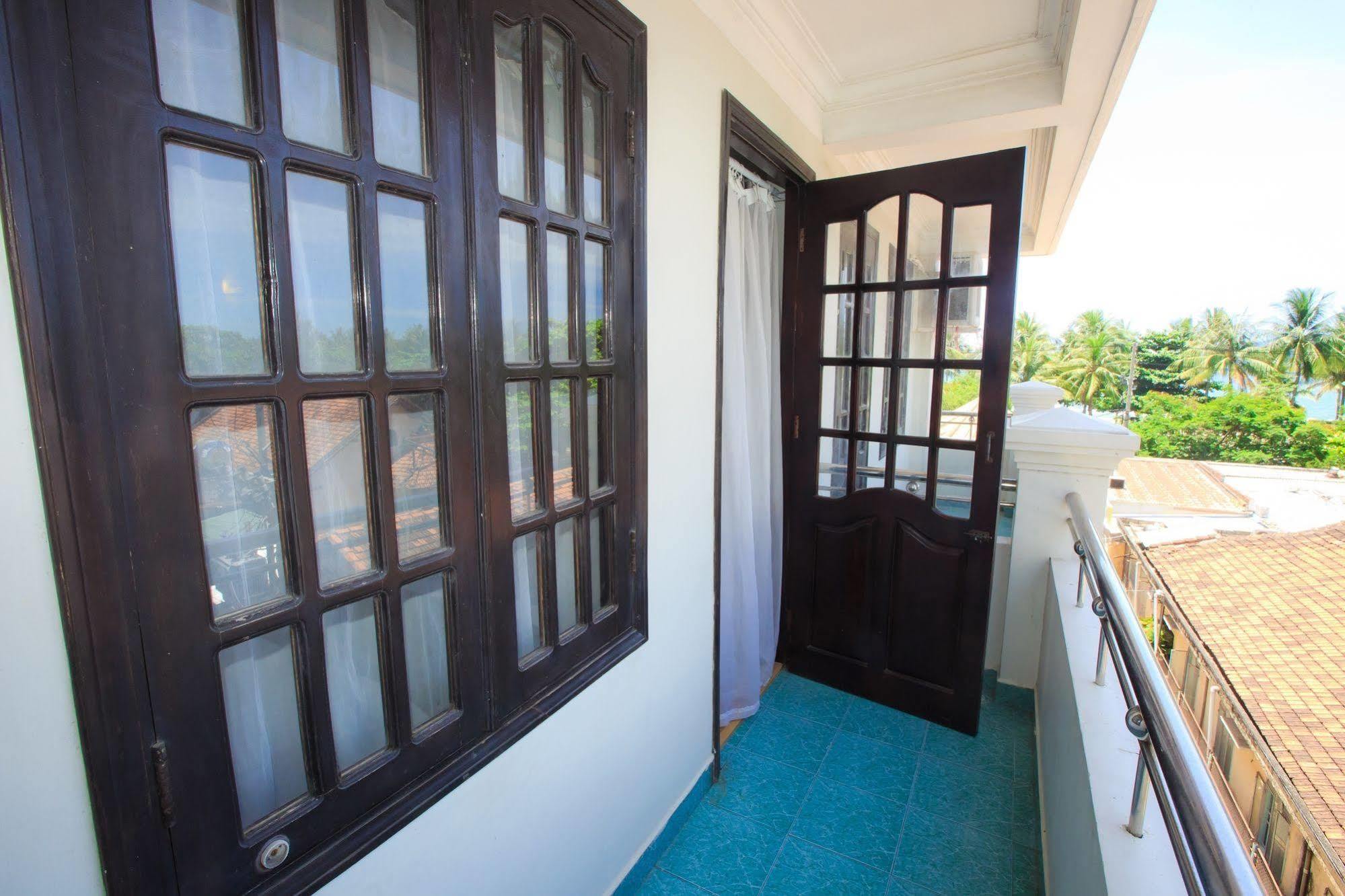 Pho Bien Hotel Nha Trang Exterior foto
